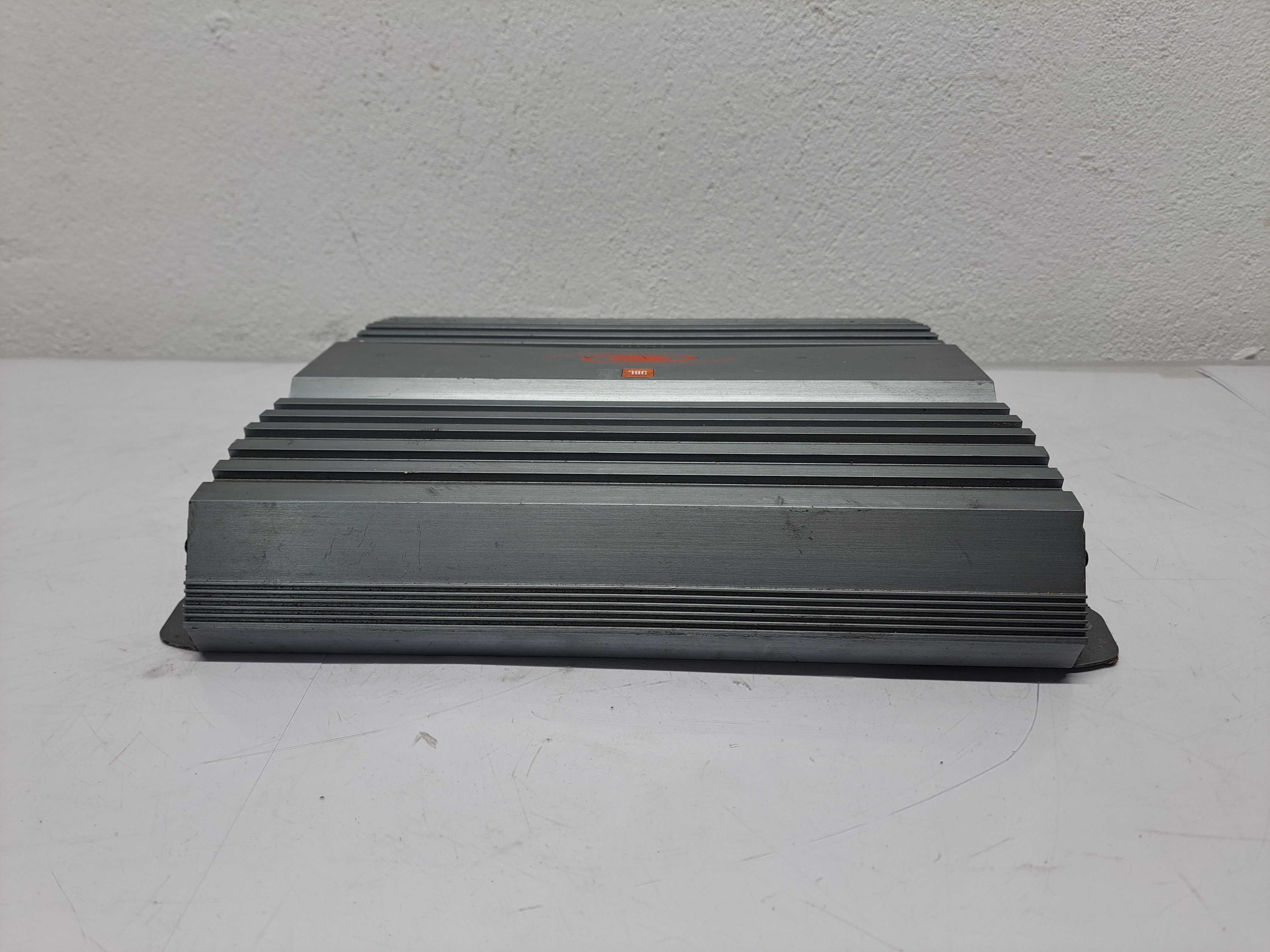 Усилвател за кола - JBL DA1002