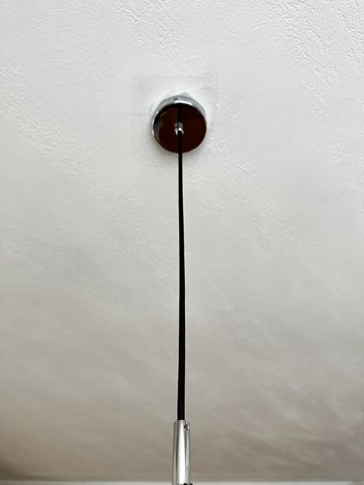 Candelabru din sfere de sticla