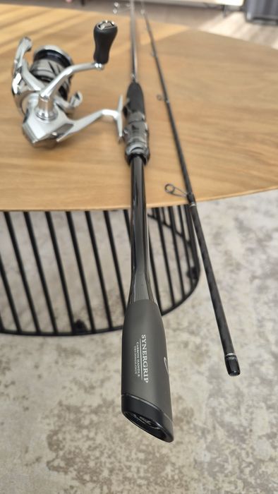Combo spinning Shimano STRADIC + Savage Gear SG8 2-12 GR