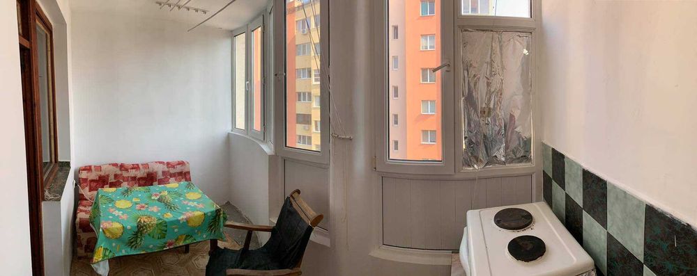 Дава се под наем Двустаен апартамент в Бургас, Възраждане - 55 кв.м за 153 € - Снимка #2