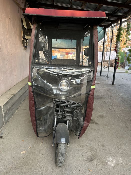 Трицикл б/у но в идеальном состоянии