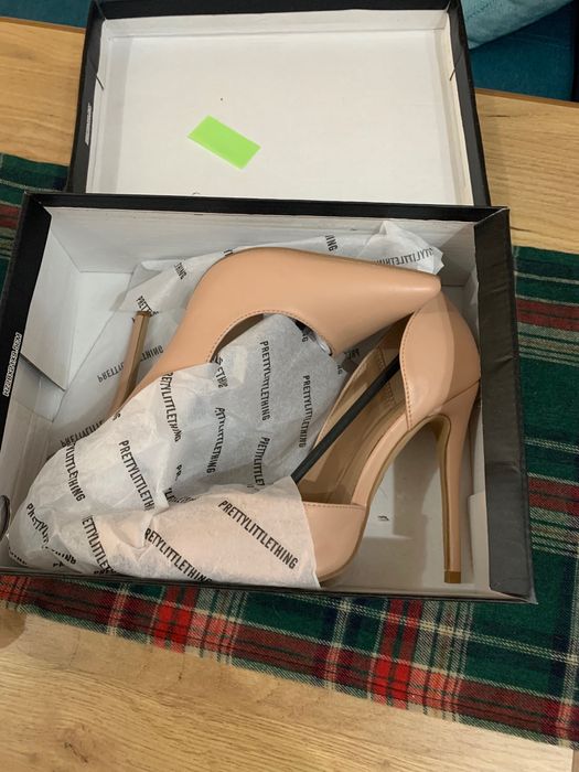 Nude обувки на висок ток Pretty little things