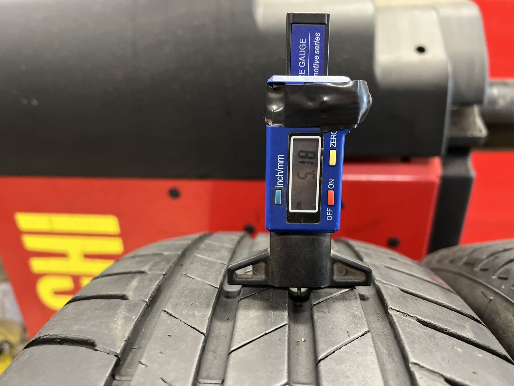 Летни гуми 215/60 R17 Bridgestone