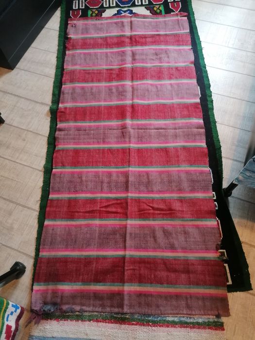 Carpete din lână, foarte vechi!