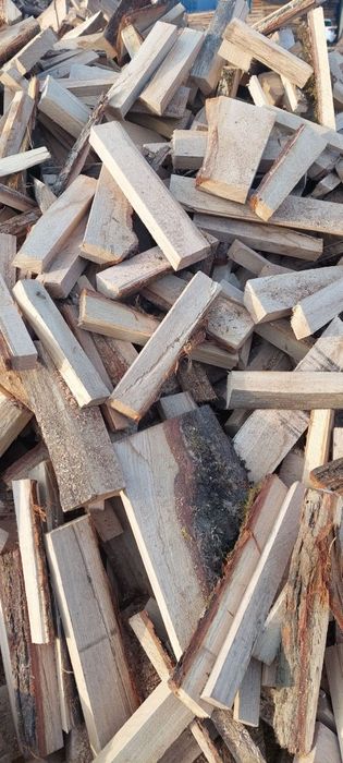Deșeuri de lemne pentru foc