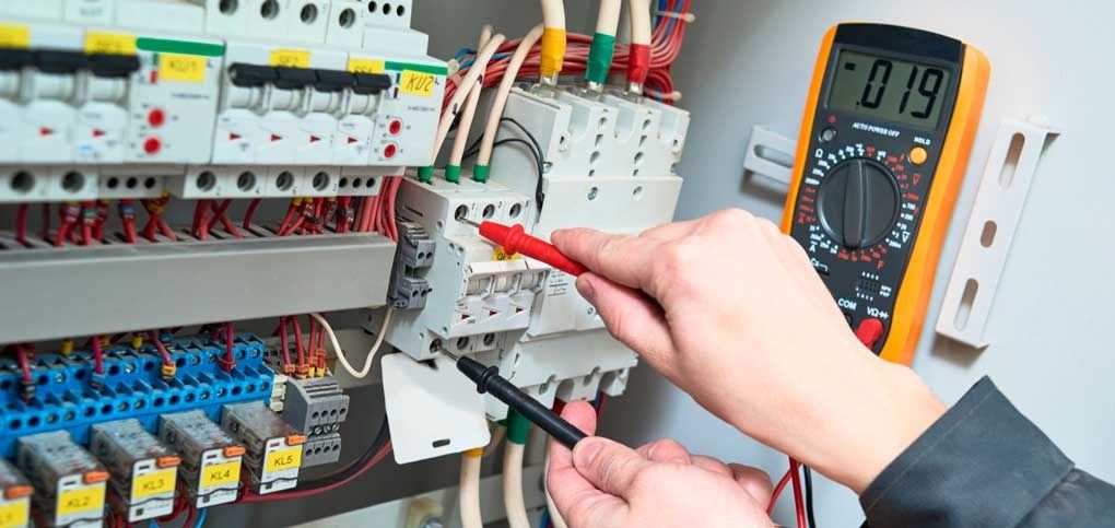 Electrician autorizat