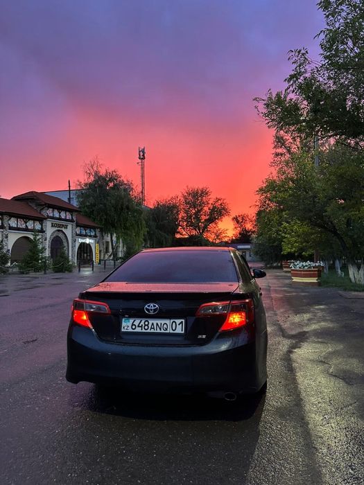 Продам камри 50. Требуется ремонт