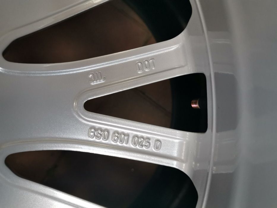 Janta Audi TT FV 8S0 601 025 D 18" ORIGINALA