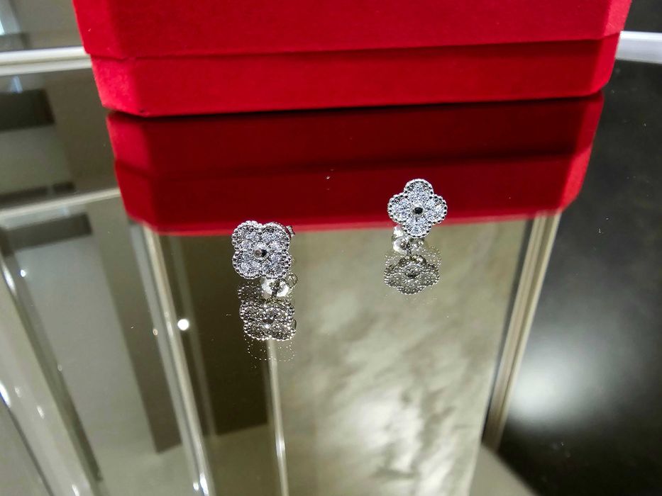 Van Cleef & Arpels VCA Silver Diamond Sweet Alhambra Дамски Обеци