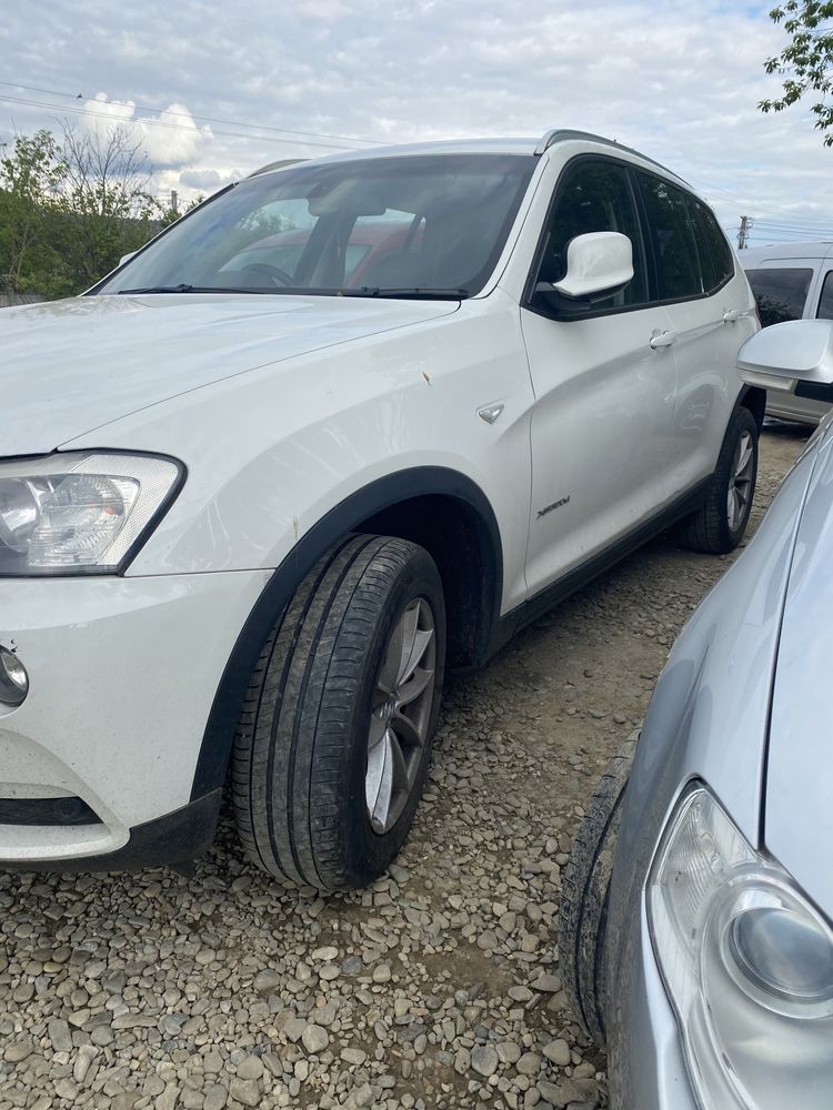 Aripă stânga spate  BMW X3 F25 2012