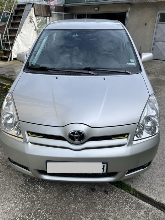 Toyota Corolla Verso 2.2d4d 136k.с.