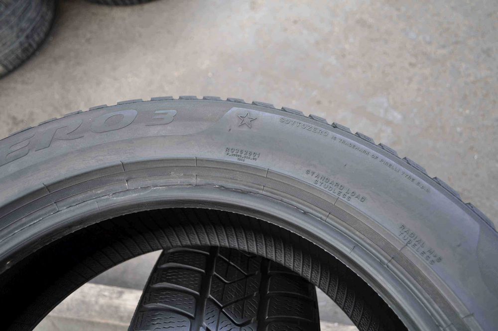 SET 2 Anvelope Iarna 205/60 R17 PIRELLI Sottozero 3 93H