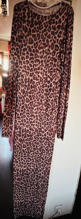 Vând rochii de ocazie