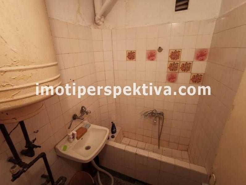 Продава се Тристаен апартамент в Пловдив, Център - 90 кв.м за 1870 €/кв.м - Снимка #8