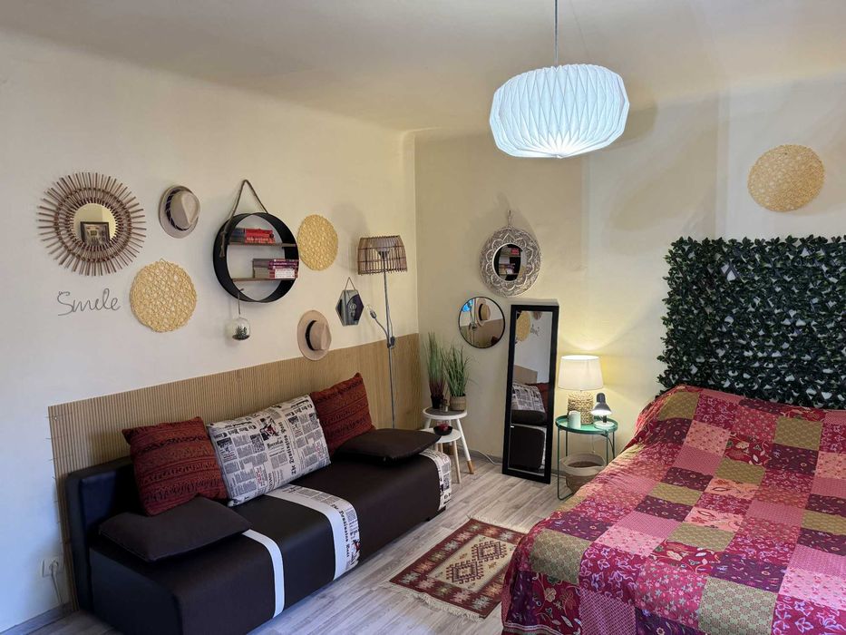 Vand garsoniera ULTRACENTRAL - Langa TEATRU