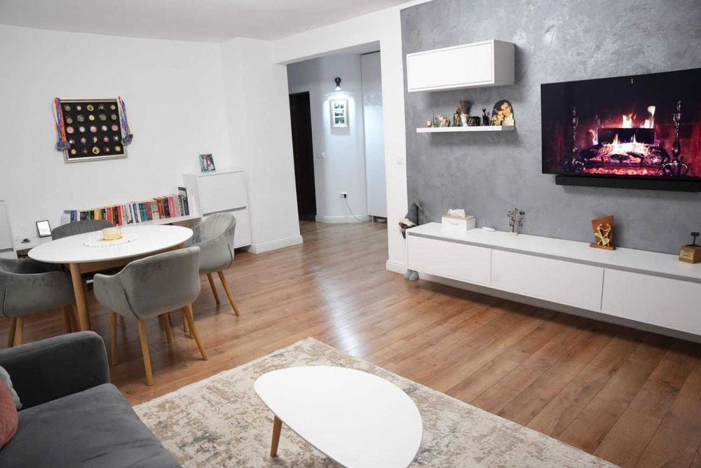 Apartament 3 camere, 78 mp, etaj 1/3, zonă Grigore Bălan/Avram Iancu