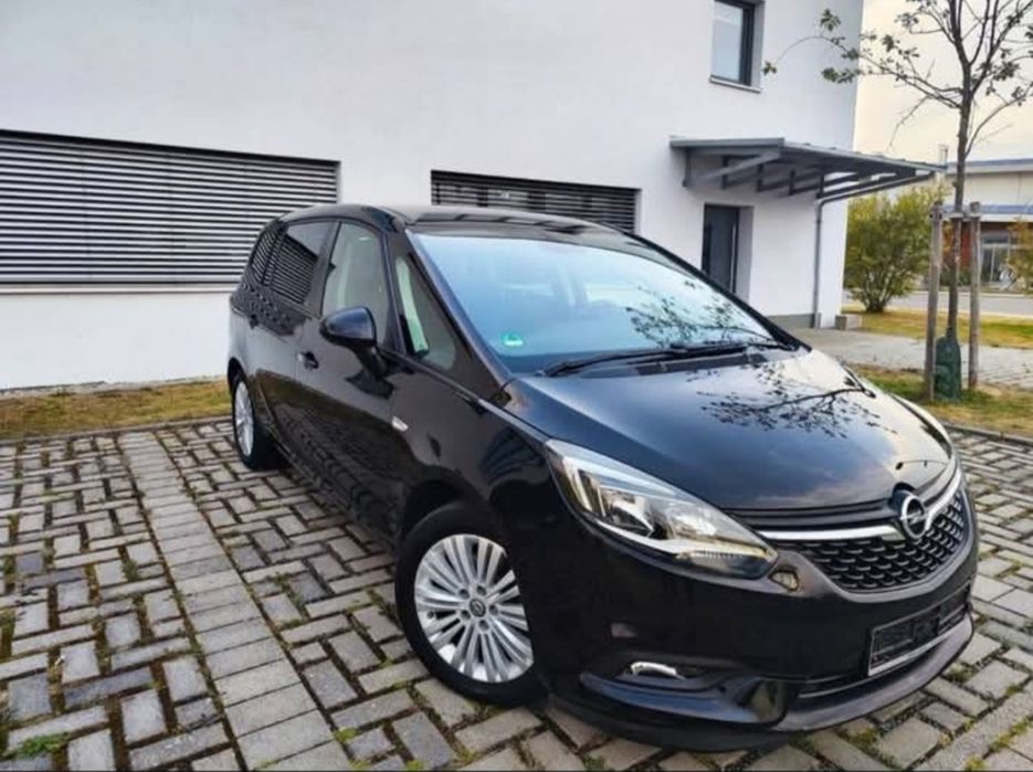 Opel Zafira Tourer - euro 6 / 10/2017
