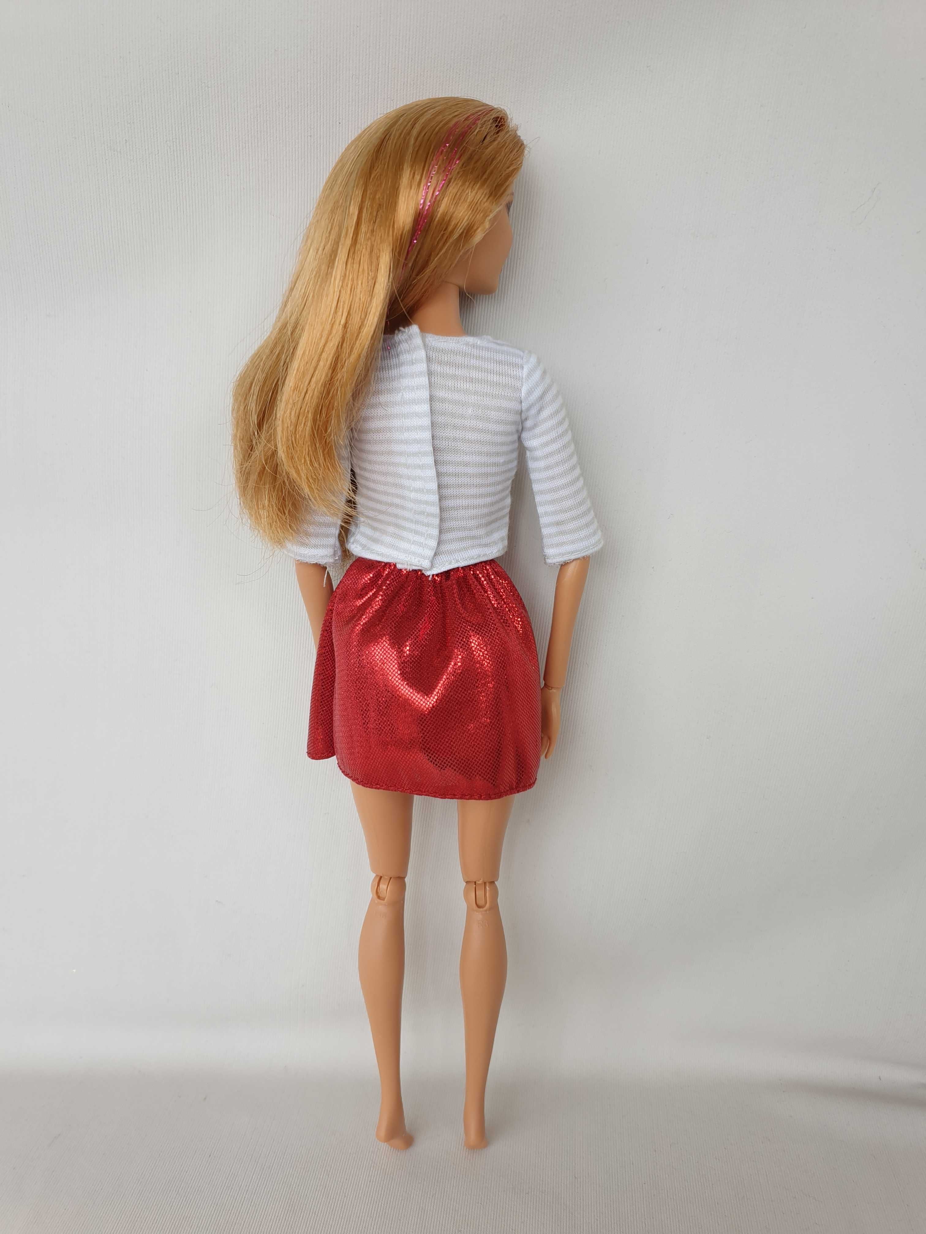 Кукла Барби Barbie Fashionistas 2012
