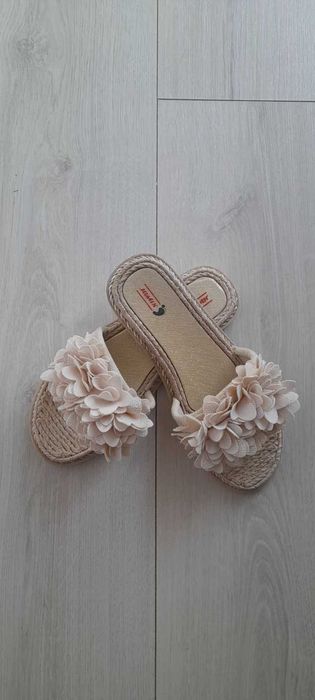 Slapi/saboti noi cu flori 37