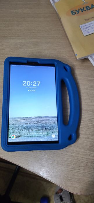 Продам планшет в отличном состоянии, коробка, документы все имеется,,,