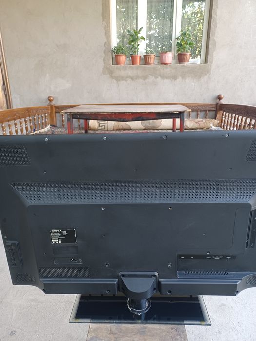 Телевизор43диогаль SUPRA в отличном состояние