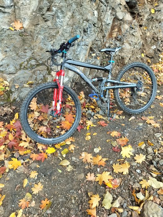 Vând bicicleta  baracuda