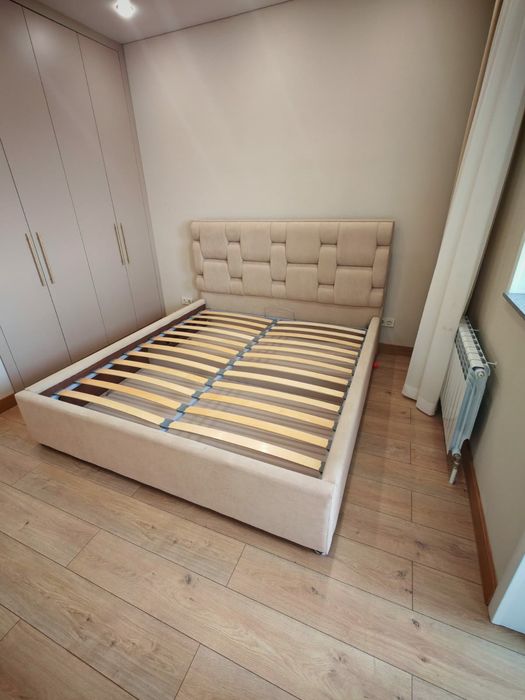 Двуспальная кровать 180х200