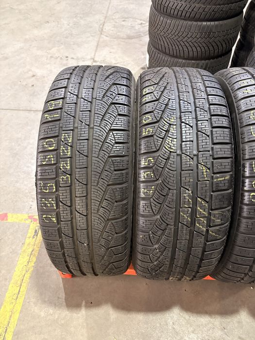 Anvelope iarna 235/50/19 Pirelli Sottozero 2 235 50 19 R 19