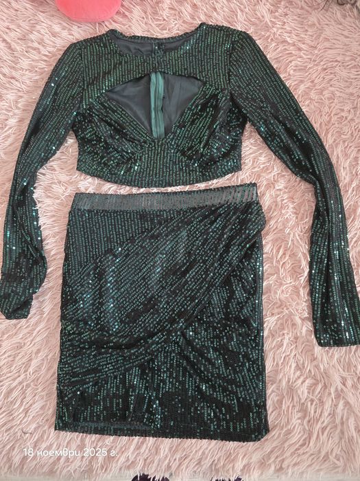 Официален сет размер S в тъмно зелен