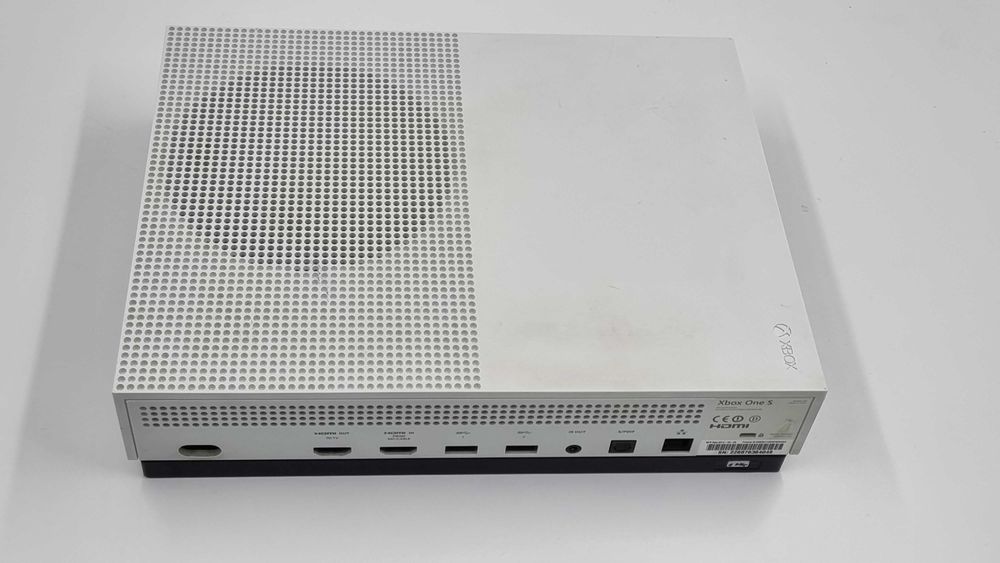 Xbox One S [Amanet Club Caro]