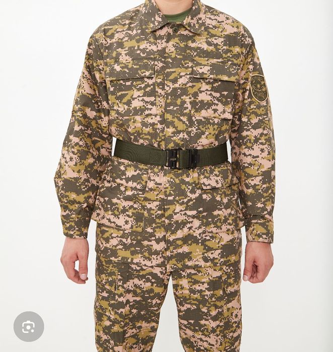 Форма военная, новая.