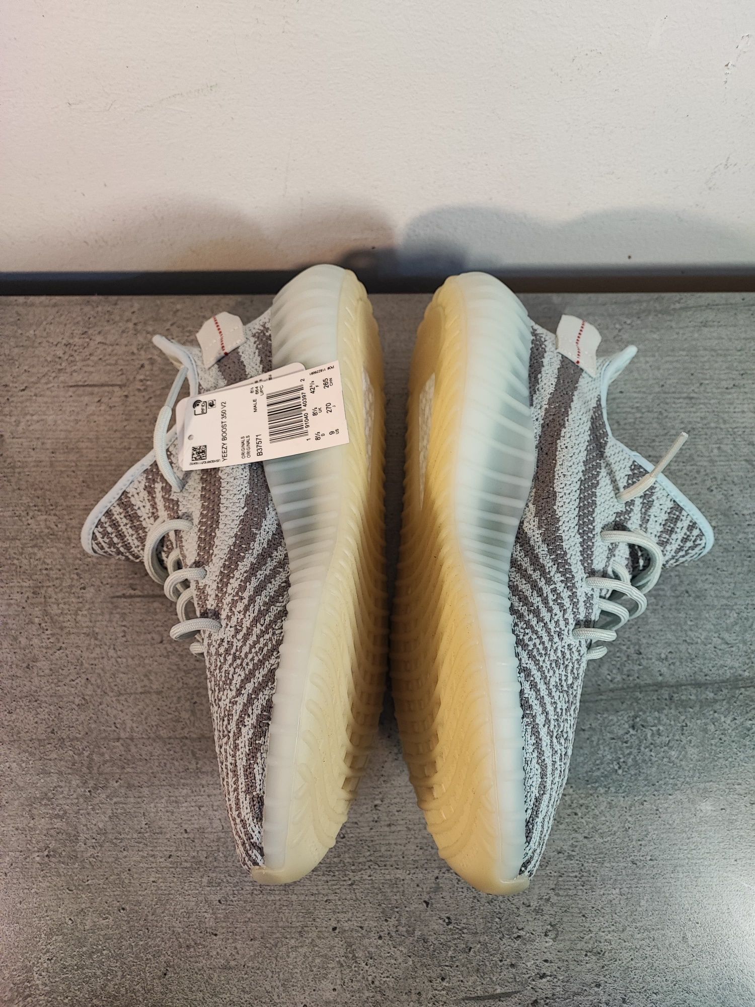 Yeezy 350 v2 Blue Tint