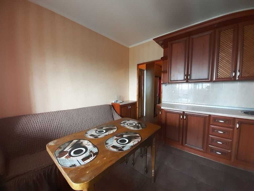 Дава се под наем Двустаен апартамент в София, Зона Б-5 - 70 кв.м за 612 € - Снимка #1