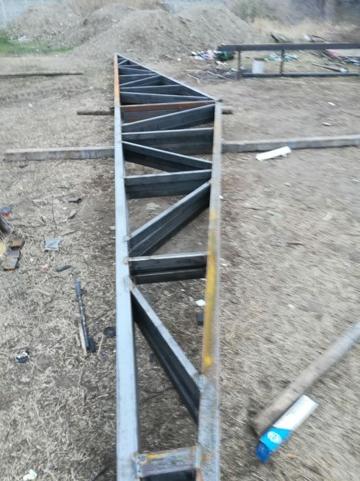 Vand hale metalice și ferme pentru diverse construcția