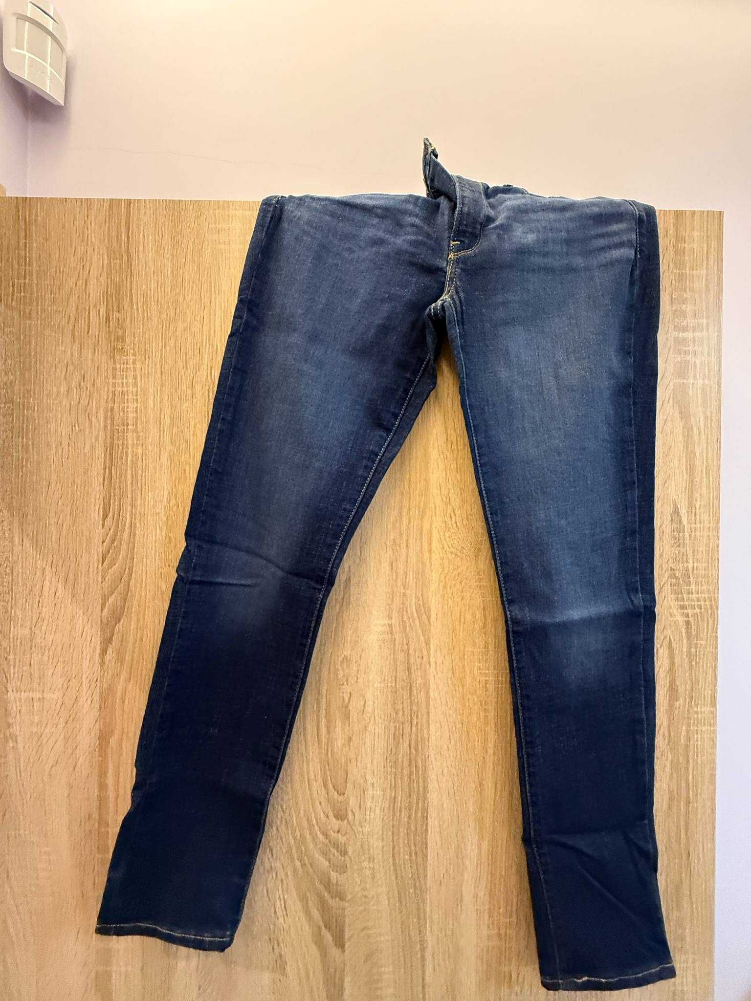 Дънки Levis в много добро състояние