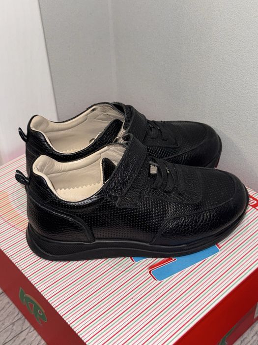 классические крассовки в школу