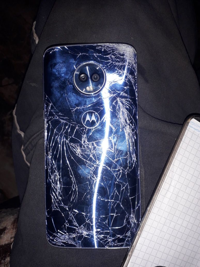 Vând  telefon motorola g 6 plus