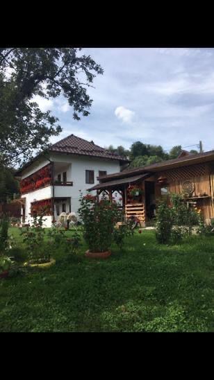Casa de vacanta de vanzare bughea de jos, langa campulung muscel