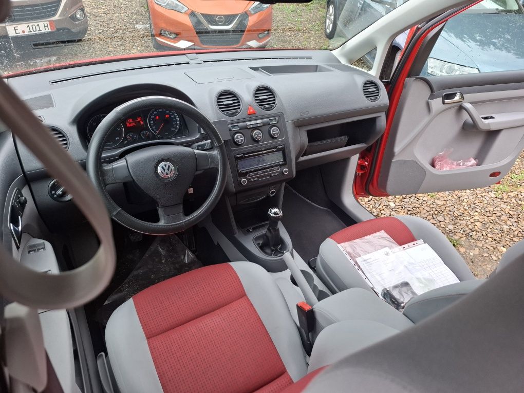 Vw caddy maxi 7 locuri 2010