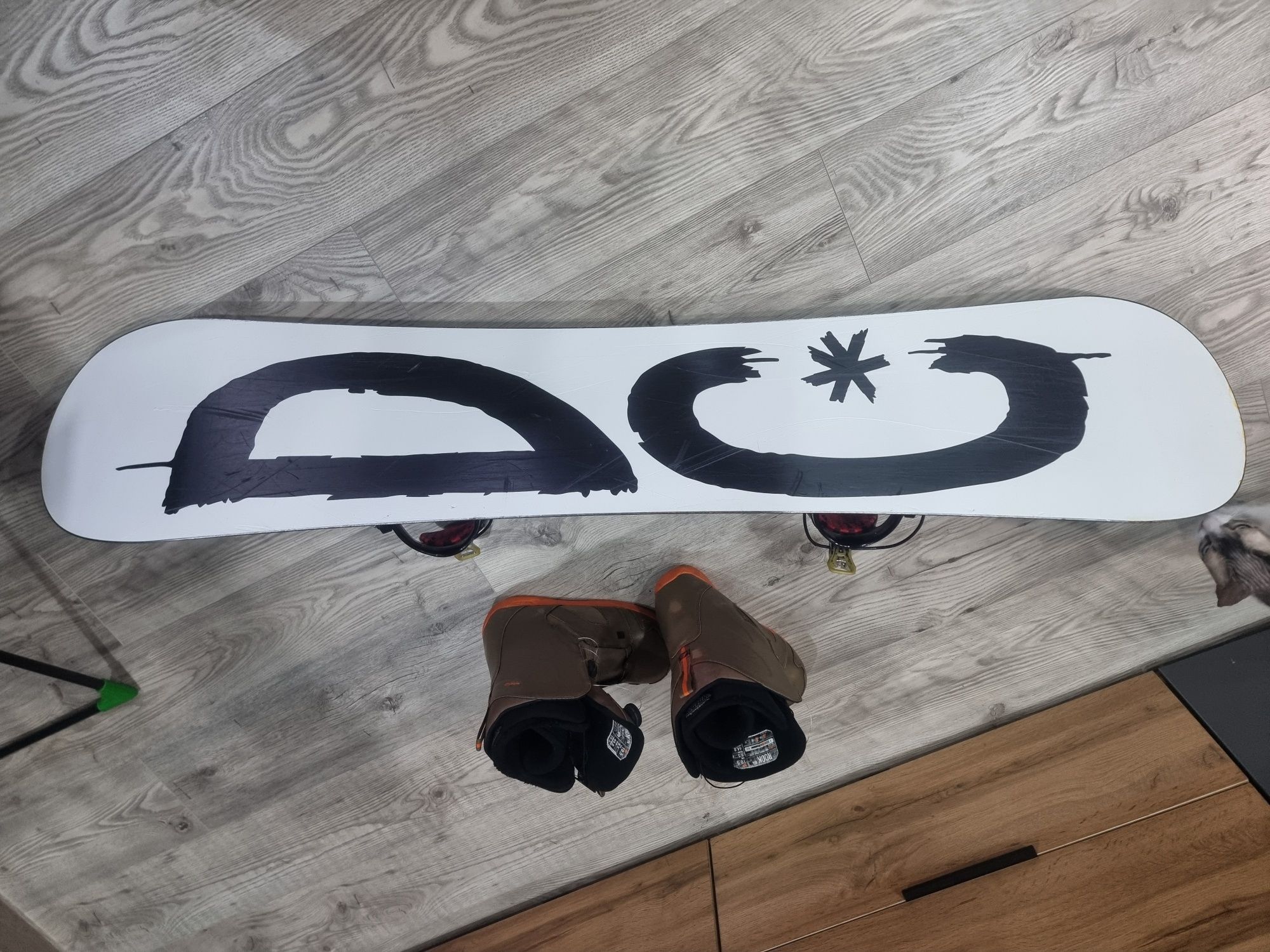 Сноуборд комплект DC snowboard
