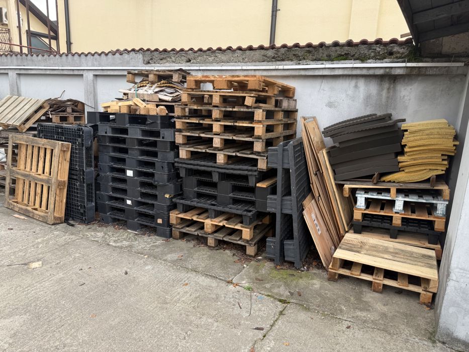 palet din plastic