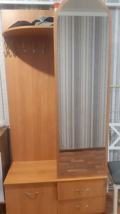 Шкаф прихожка для вещей
