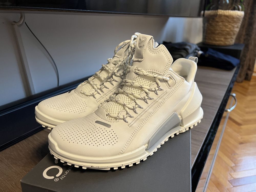 Vând ECCO Biom 2.0 W White