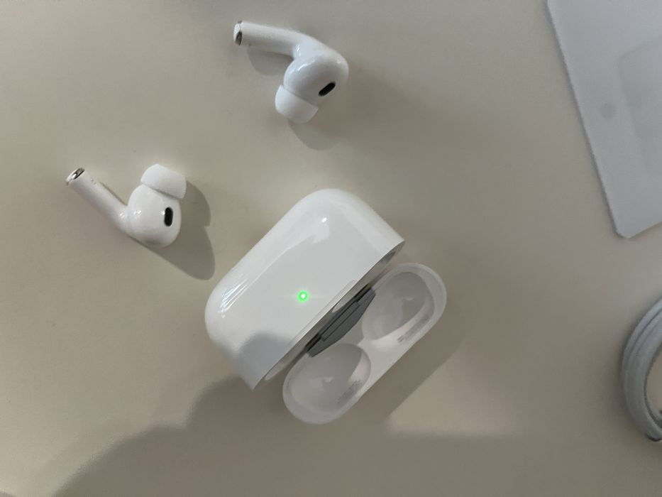 Vand AirPods Pro 2 Originale perfecte pentru cadou