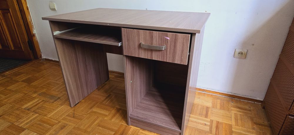 Столик для компьютера