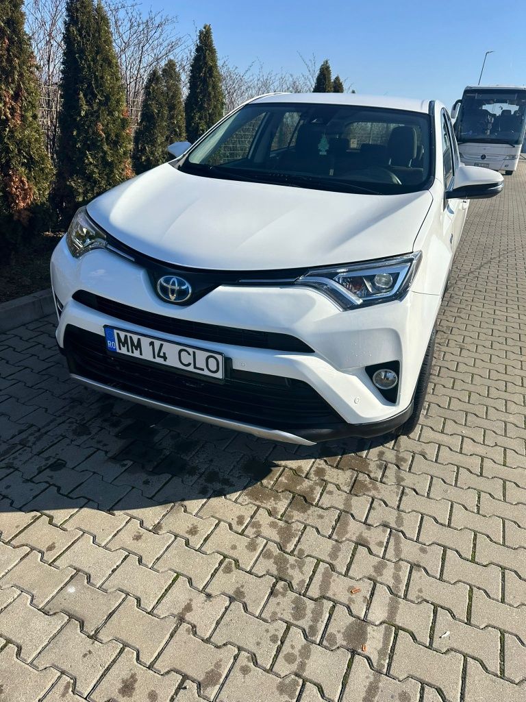 Toyota Rav 4 hybrid 2017