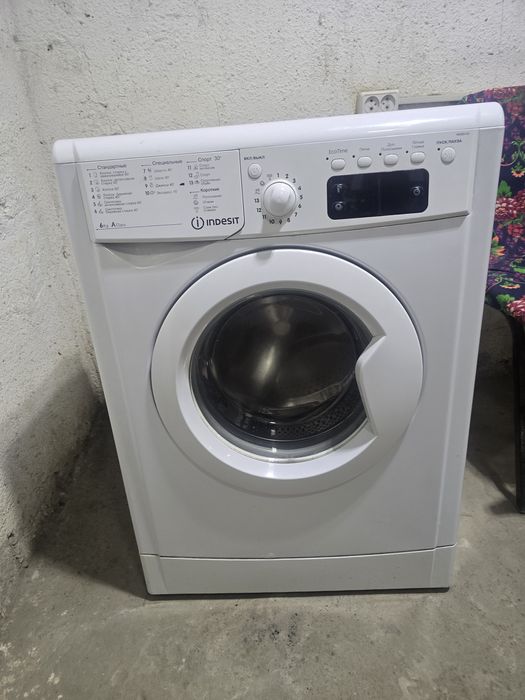 Стиральные машинка indesit