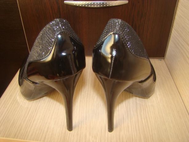 Нови дамски обувки Tendenz