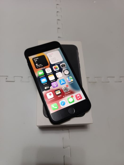 iPhone 7 / 32гб / 70% АКБ / срочно продам / торг