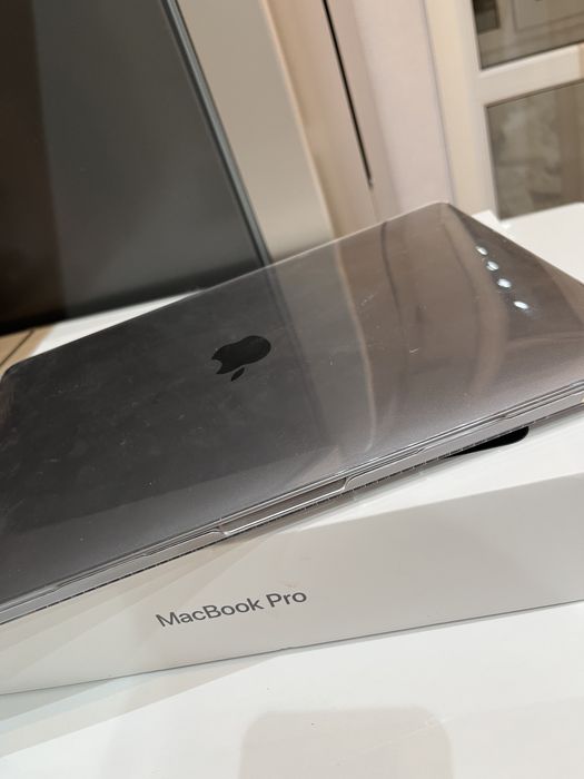 Продается MacBook Pro 13
